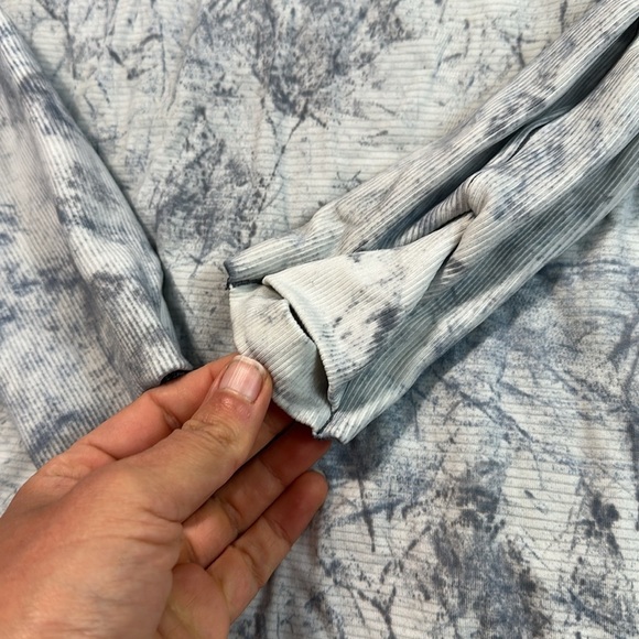🔥$SALE$🔥 Lululemon Swiftly Tech Long Sleeve 2.0 MultiDye Multi Dye White - Picture 2 of 5